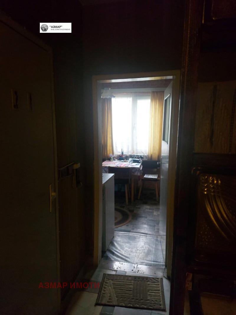 En venta  1 dormitorio Sofia , Lyulin 10 , 77 metros cuadrados | 80096181 - imagen [2]
