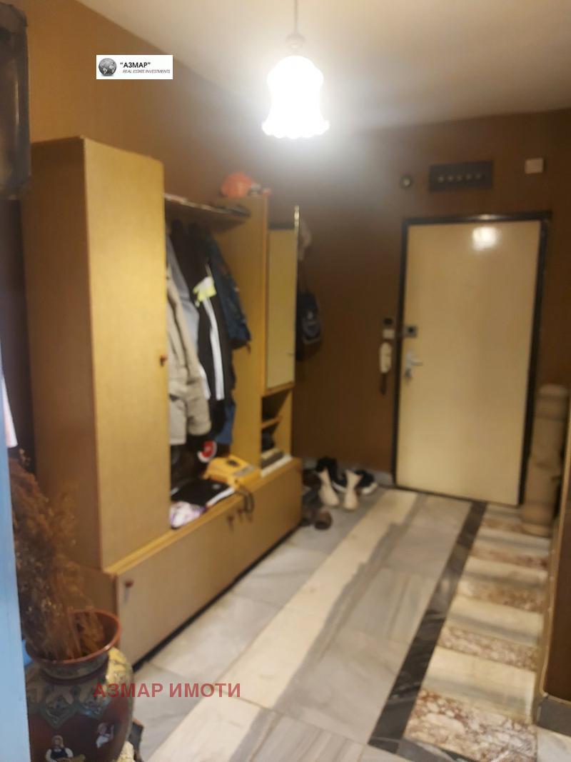 En venta  1 dormitorio Sofia , Lyulin 10 , 77 metros cuadrados | 80096181 - imagen [12]