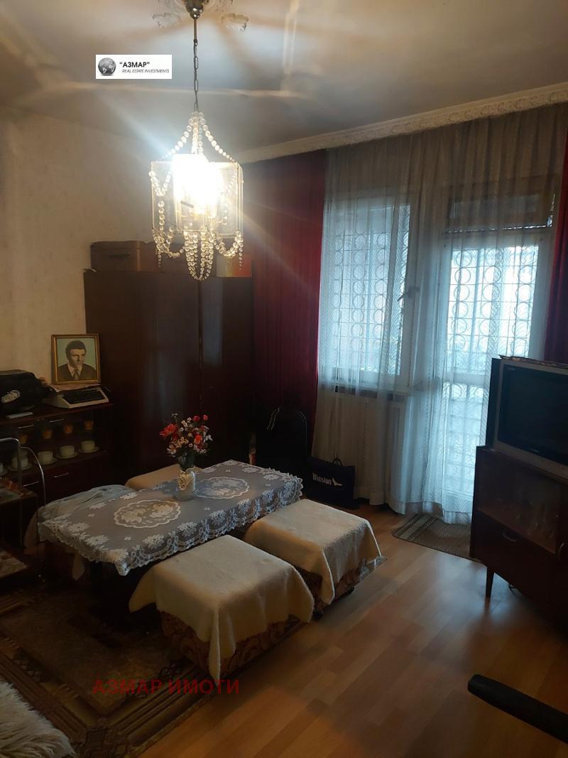 En venta  1 dormitorio Sofia , Lyulin 10 , 77 metros cuadrados | 80096181 - imagen [8]