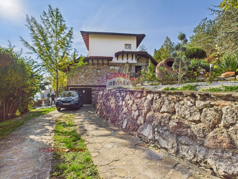 Продава КЪЩА, гр. Балчик, област Добрич, снимка 14 - Къщи - 52166334