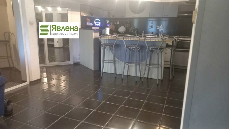 Продава ГАРАЖ, ПАРКОМЯСТО, гр. София, Студентски град, снимка 2 - Гаражи и паркоместа - 52798971