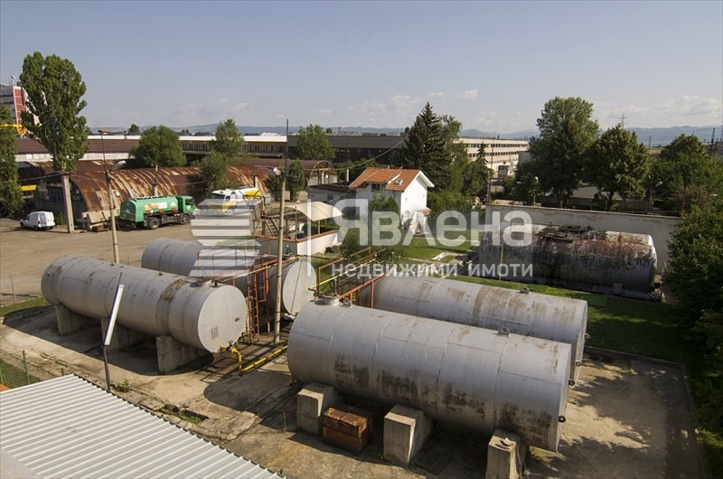 Продава ПРОМ. ПОМЕЩЕНИЕ, гр. София, Военна рампа, снимка 2 - Производствени сгради - 53806467
