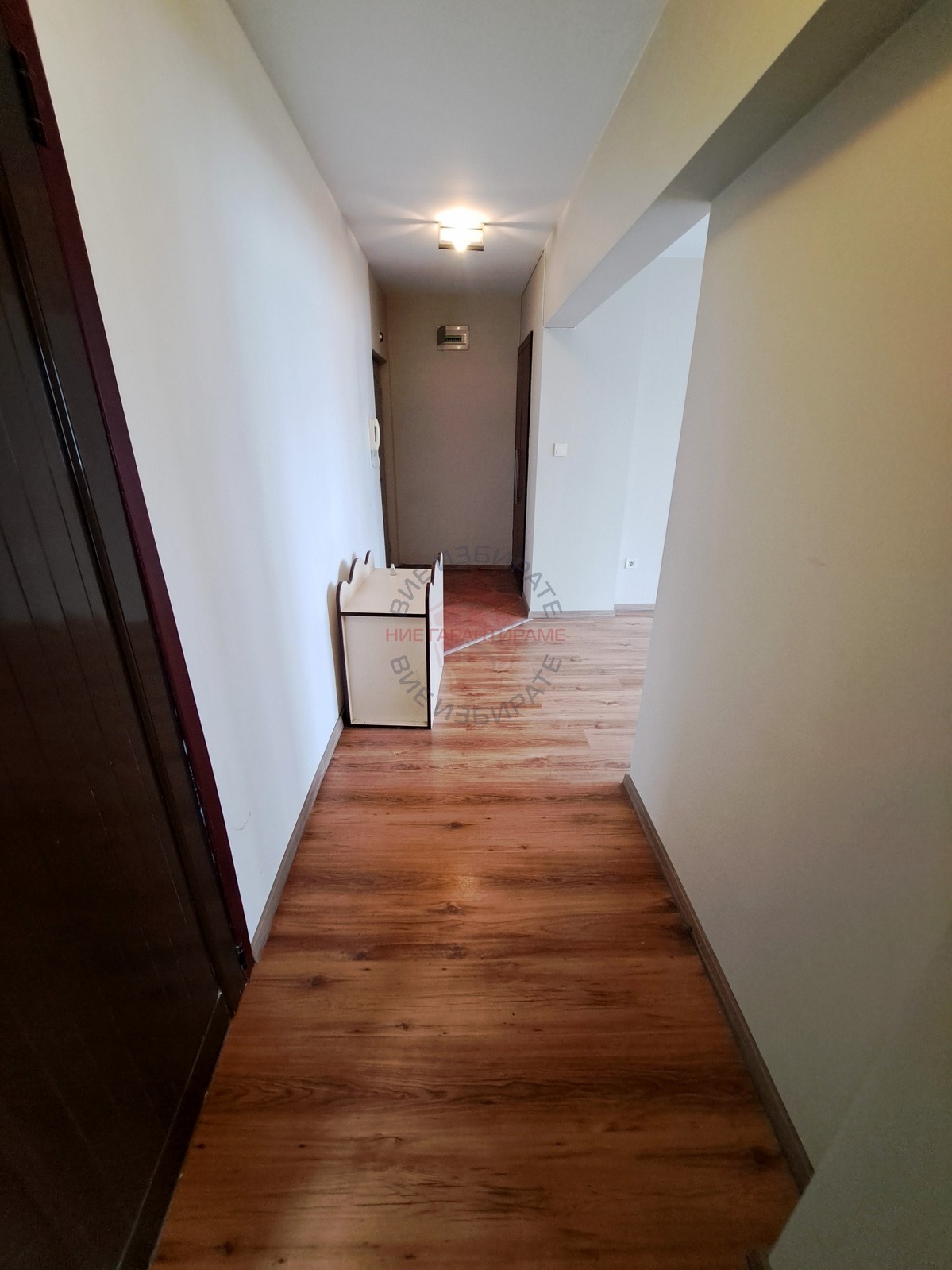 Продава 3-СТАЕН, гр. Варна, Окръжна болница-Генерали, снимка 9 - Апартаменти - 55652228