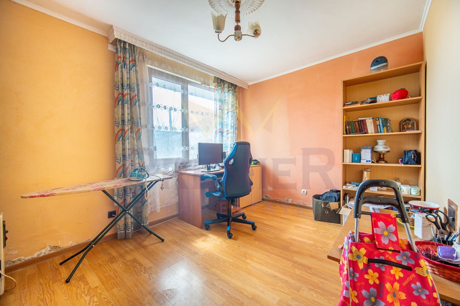 Продава КЪЩА, гр. Балчик, област Добрич, снимка 4 - Къщи - 54076938