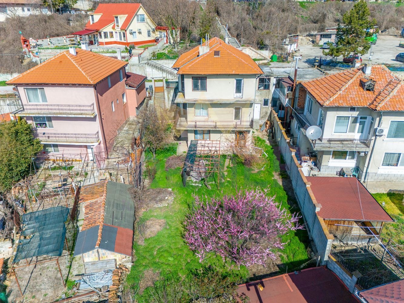 Продава КЪЩА, гр. Балчик, област Добрич, снимка 16 - Къщи - 54076938