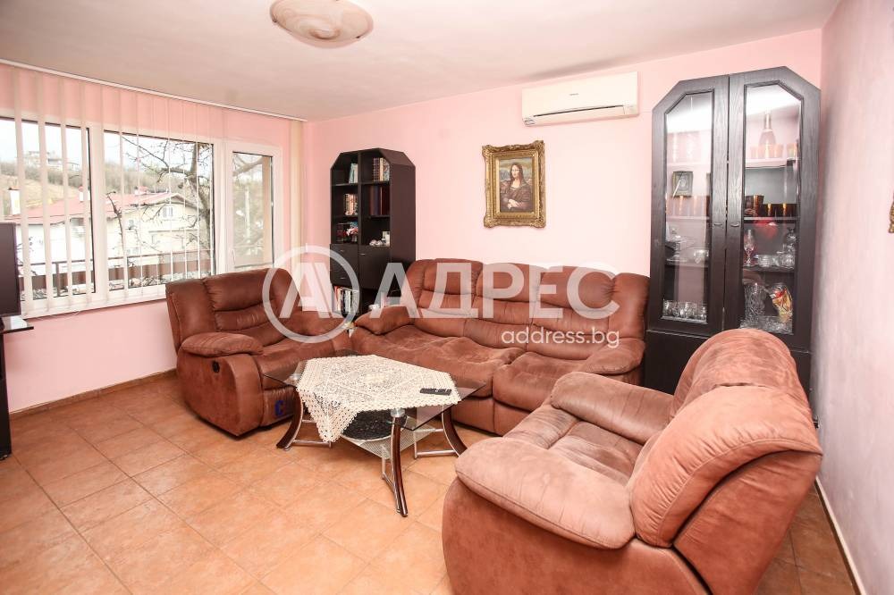 Продава КЪЩА, гр. София, гр. Банкя