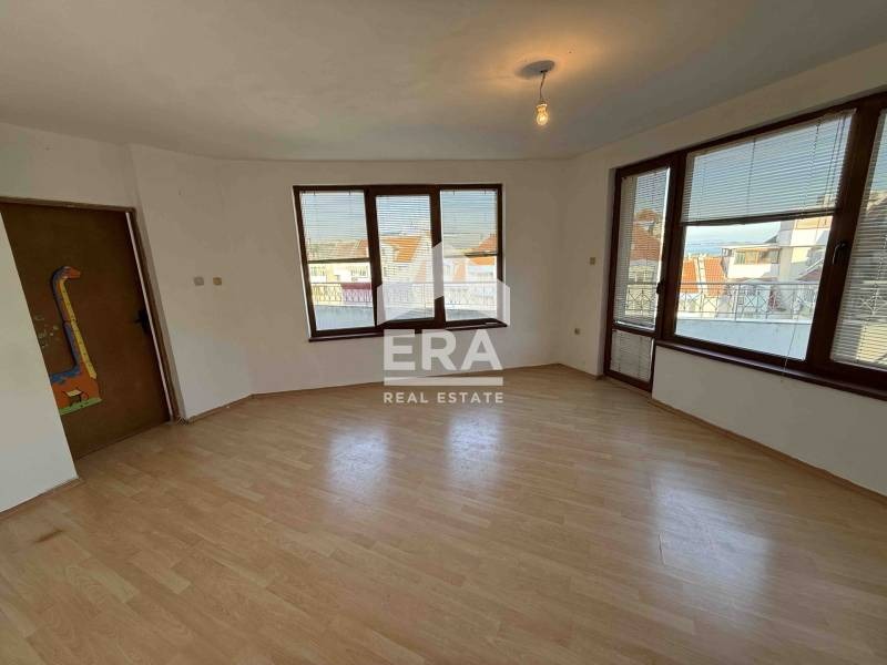 Продава 3-СТАЕН, гр. Бургас, Лазур, снимка 2 - Апартаменти - 53531296