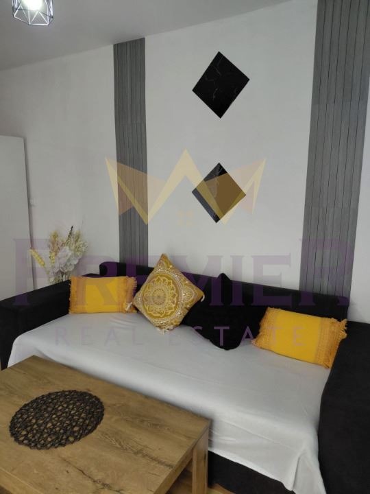 Продава АТЕЛИЕ, ТАВАН, гр. Варна, Левски 1, снимка 2 - Апартаменти - 54204887