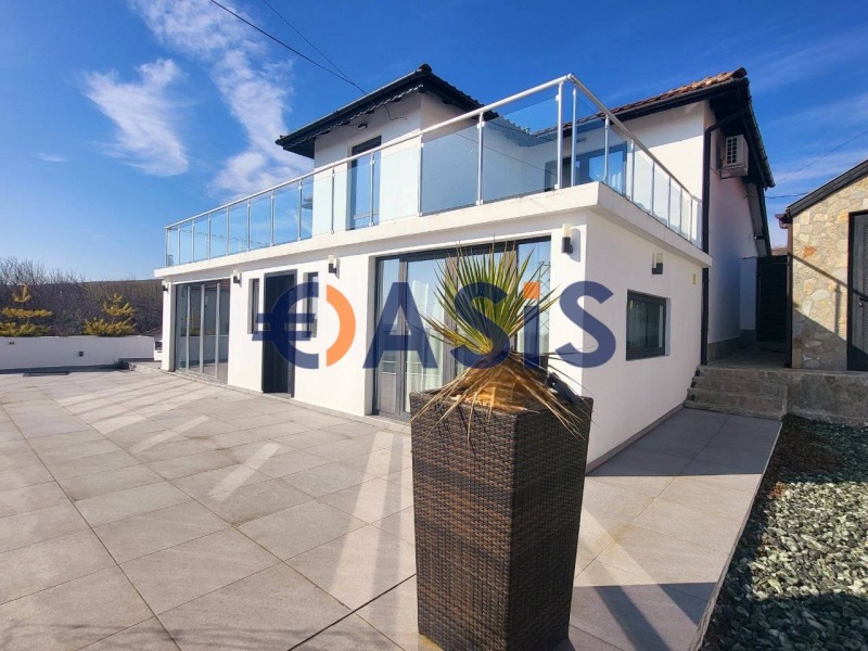 Продава КЪЩА, област Бургас, гр. Каблешково • 249900 € / 488761.92 лв. • 65651055 1