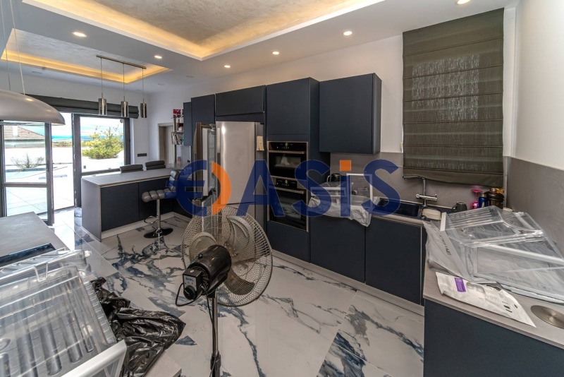 Продава КЪЩА, гр. Каблешково, област Бургас, снимка 5 - Къщи - 52181015