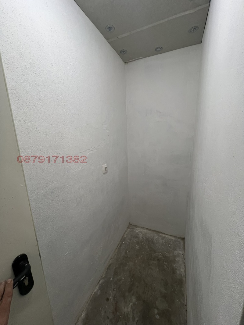 À venda  Armazenar Sofia , Krastova vada , 3 m² | 44240696 - imagem [2]