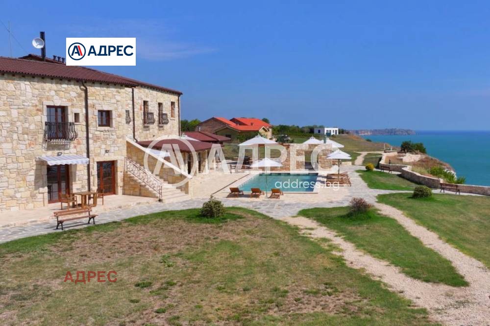 Продава ХОТЕЛ, с. Българево, област Добрич, снимка 2 - Хотели - 53807848