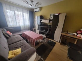 1 quarto Kiutchuk Parij, Plovdiv 1