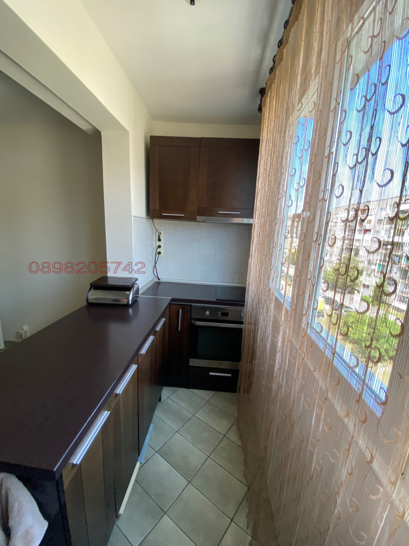 Продава 3-СТАЕН, гр. Перник, Изток, снимка 8 - Апартаменти - 52788817