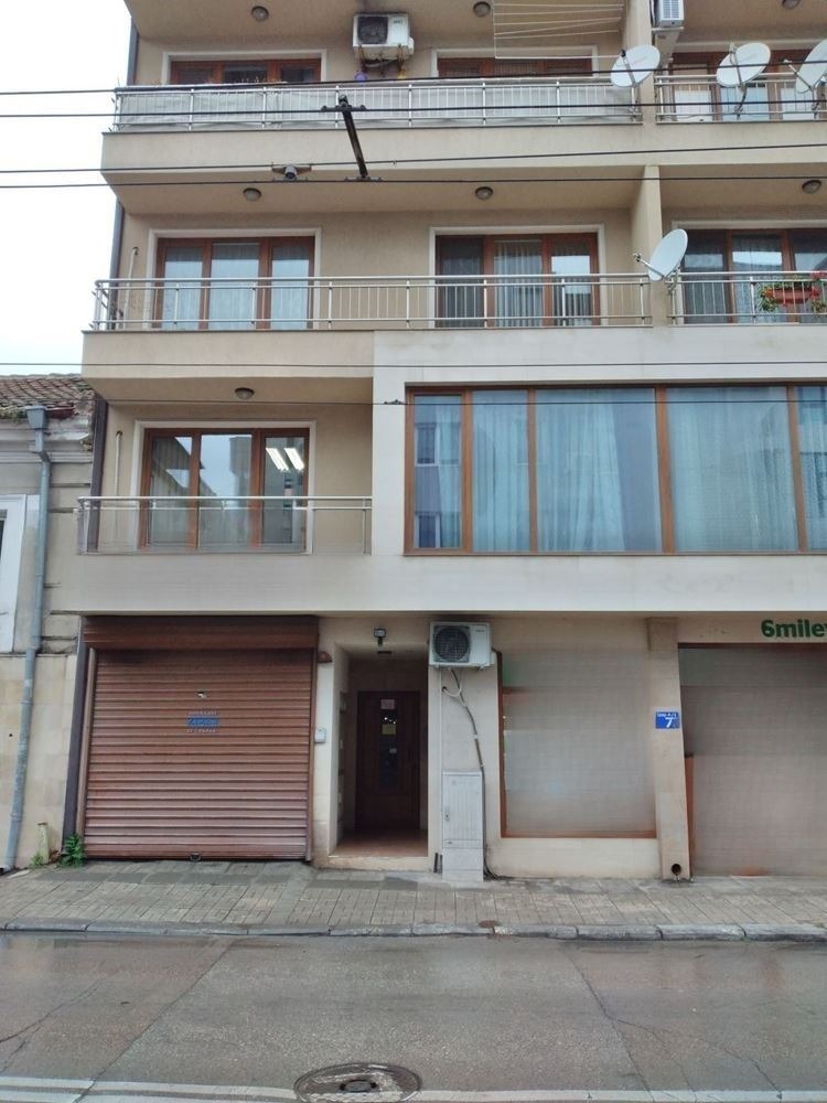 Продава ГАРАЖ, ПАРКОМЯСТО, гр. Варна, Център