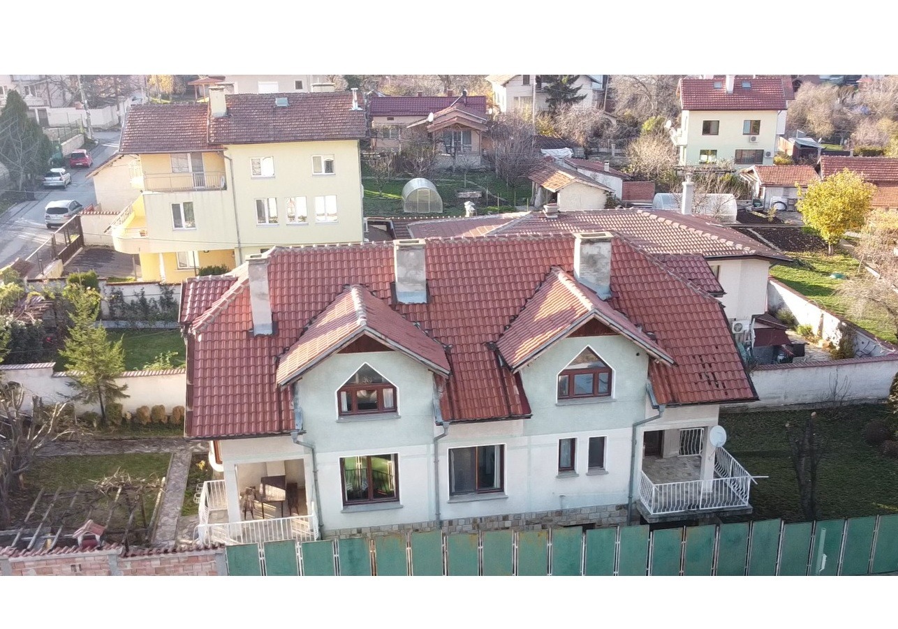 Продава КЪЩА, гр. София, с. Лозен, снимка 2 - Къщи - 53522017