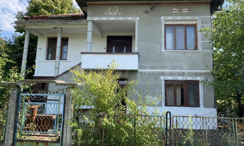 Продава КЪЩА в област Видин, с. Пешаково - 140 кв.м / 26 600 € » 52 025.08 лв., СУПРИММО ОФИСИ В СТРАНАТА
