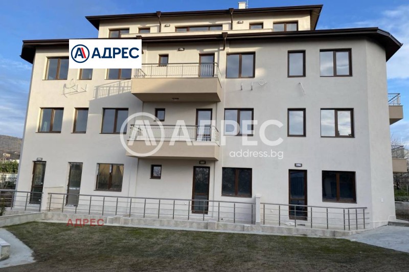 En venta  2 dormitorios Varna , Izgrev , 119 metros cuadrados | 62257911