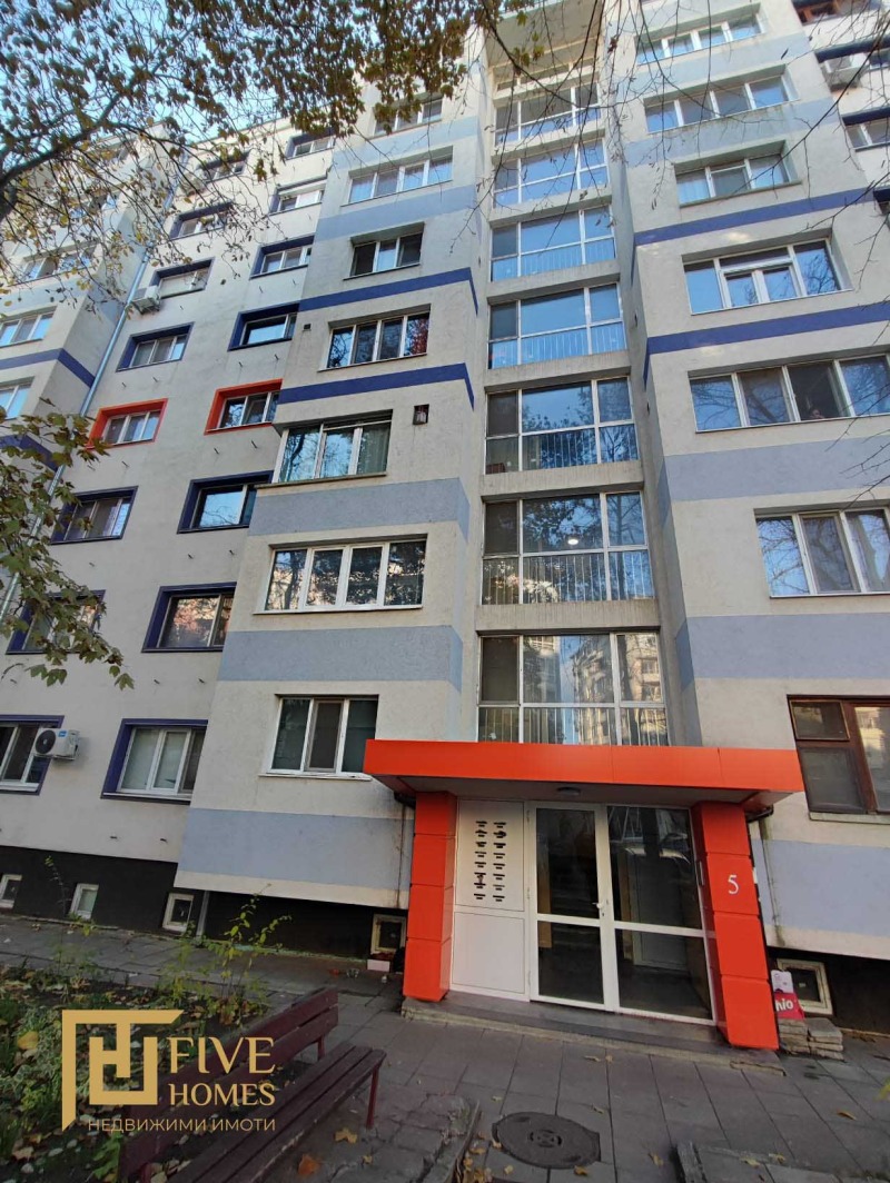 Продава МНОГОСТАЕН, гр. Бургас, Славейков, снимка 1 - Aпартаменти - 48097078