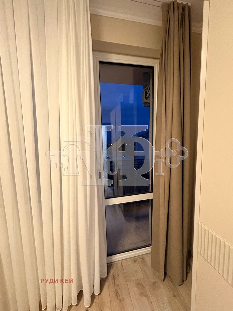 Продава ЕТАЖ ОТ КЪЩА, гр. Варна, Виница, снимка 8 - Етаж от къща - 52411614