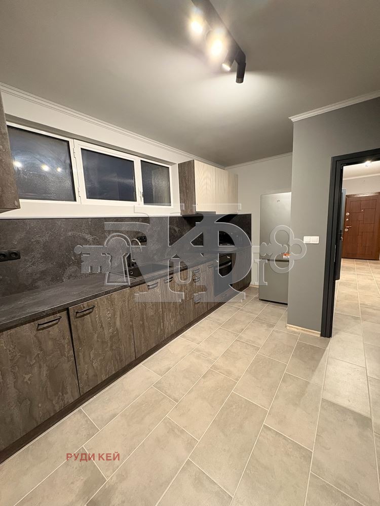 Продава ЕТАЖ ОТ КЪЩА, гр. Варна, Виница, снимка 10 - Етаж от къща - 52411614