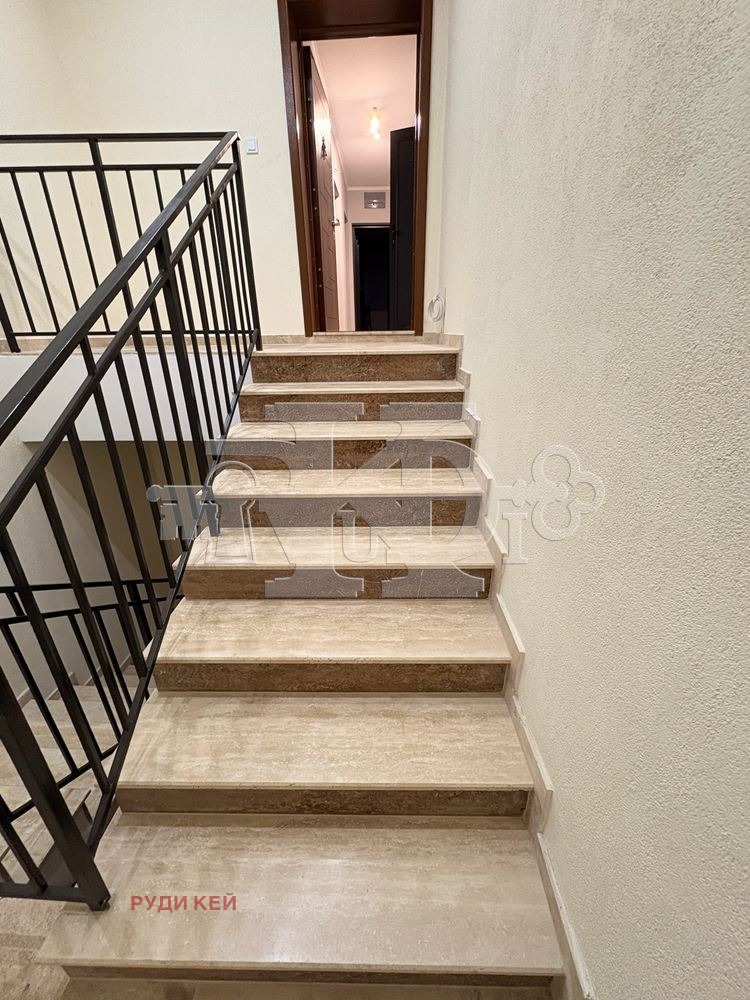 Продава ЕТАЖ ОТ КЪЩА, град Варна, Виница • 285000 € / 557411.55 лв. • 37239982 1