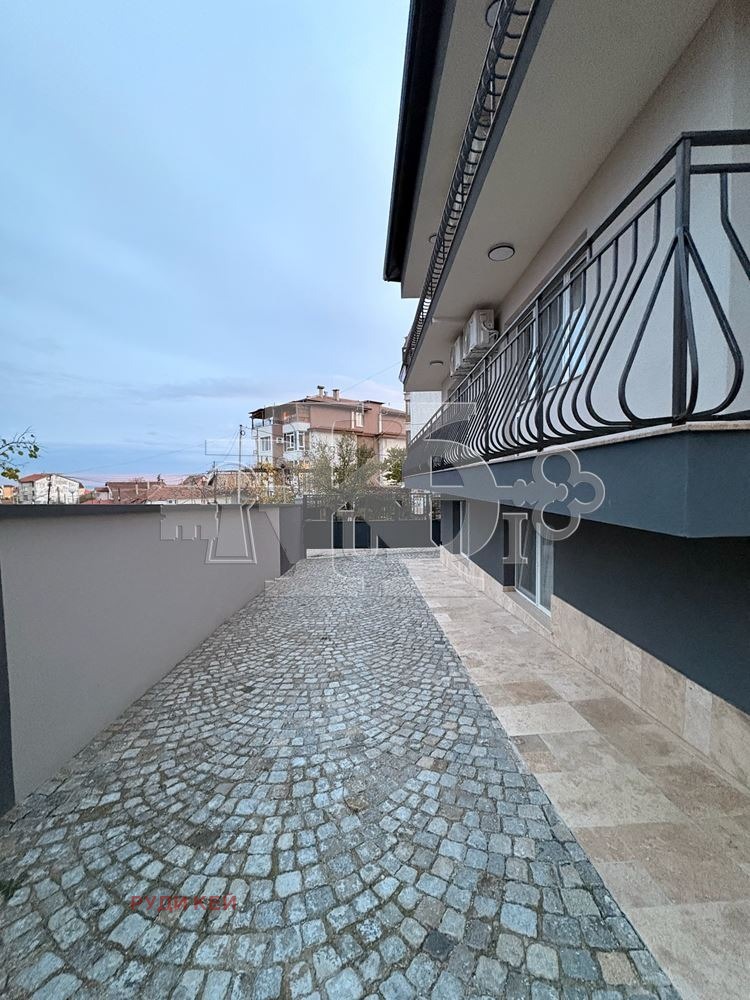 Продава ЕТАЖ ОТ КЪЩА, гр. Варна, Виница, снимка 17 - Етаж от къща - 52411614