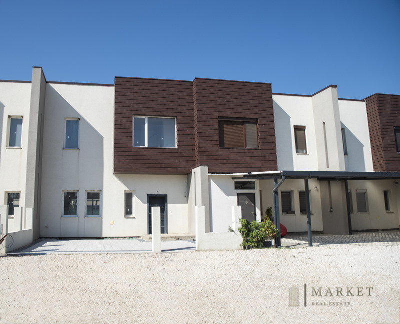 Продава  Къща град Пловдив , Отдих и култура , 185 кв.м | 42660019 - изображение [2]