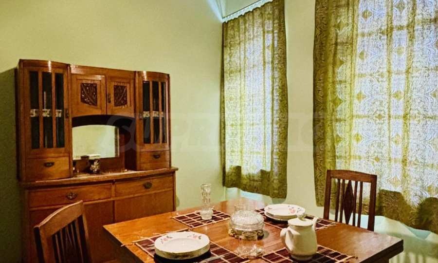 Продава 3-СТАЕН, гр. Бургас, Център, снимка 3 - Апартаменти - 54213795