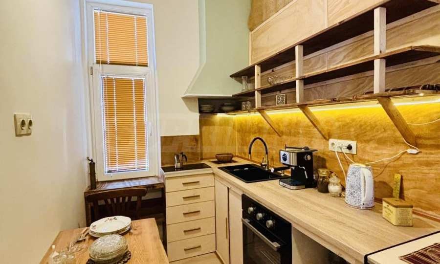 Продава 3-СТАЕН, гр. Бургас, Център, снимка 6 - Апартаменти - 54213795