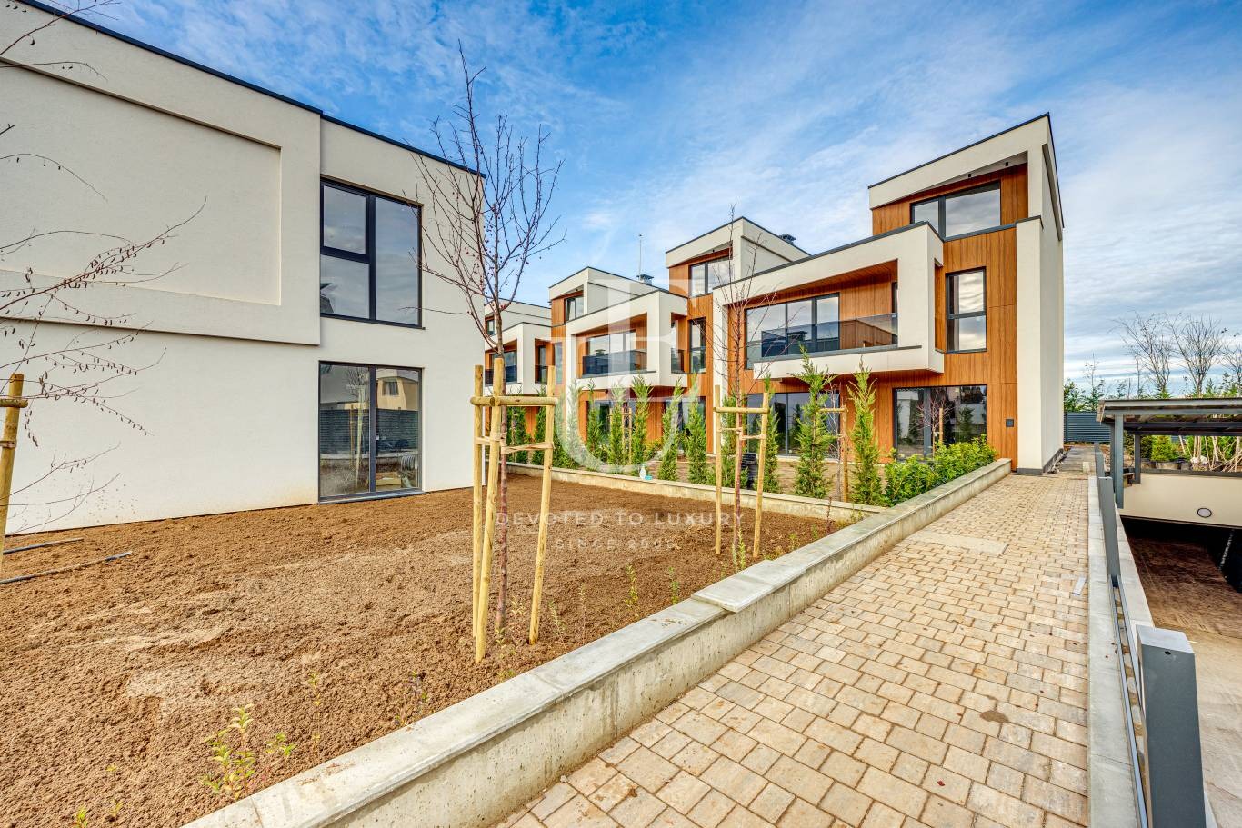 Продава КЪЩА, гр. София, с. Бистрица, снимка 2 - Къщи - 53889833