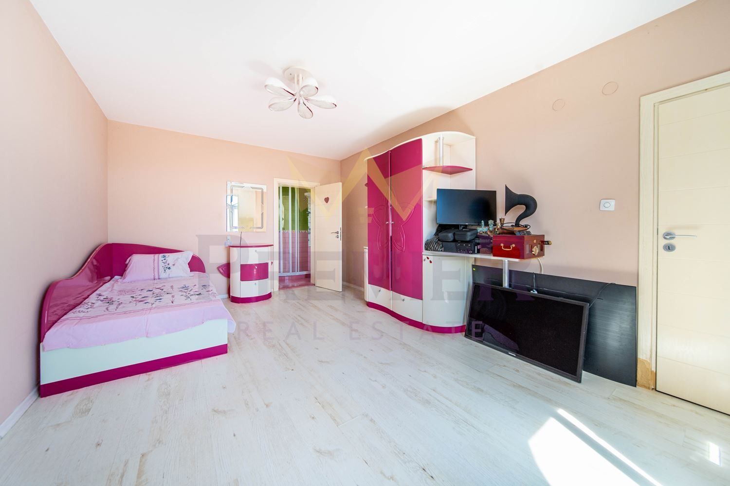Продава КЪЩА, гр. Варна, м-т Долна Трака, снимка 9 - Къщи - 55258730