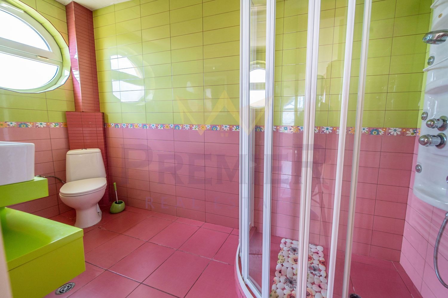 Продава КЪЩА, гр. Варна, м-т Долна Трака, снимка 10 - Къщи - 55258730