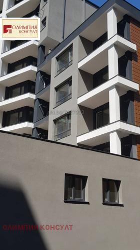 Продава 3-стаен град Пловдив Кършияка - [1] 