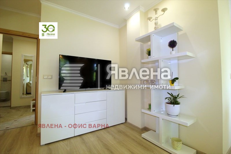 Продава  3-стаен град Варна , ВИНС-Червен площад , 94 кв.м | 77711327 - изображение [3]