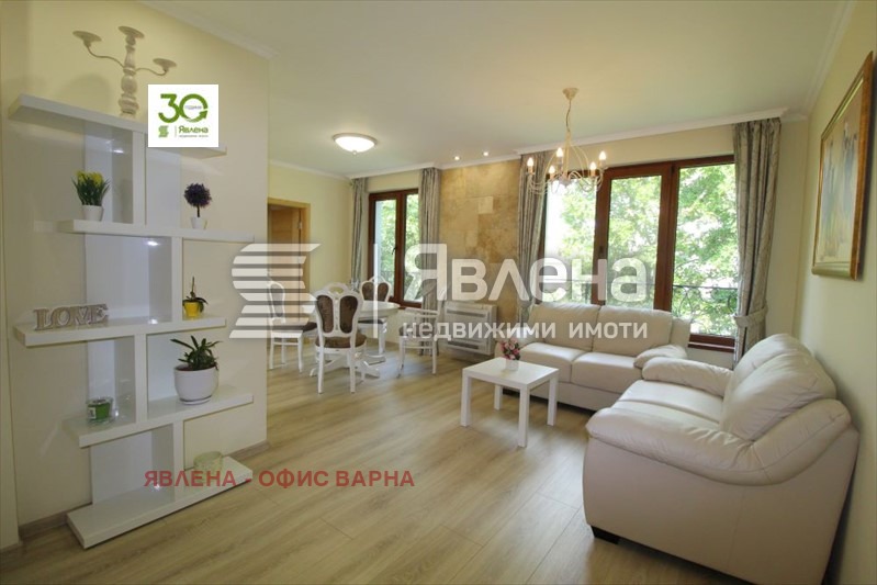 Продава 3-СТАЕН, гр. Варна, ВИНС-Червен площад, снимка 1 - Aпартаменти - 49293856