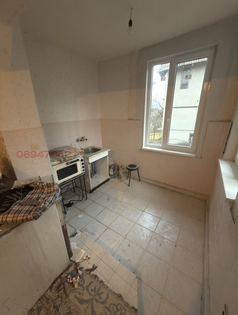 Продава КЪЩА, с. Ноевци, област Перник, снимка 5 - Къщи - 53420636