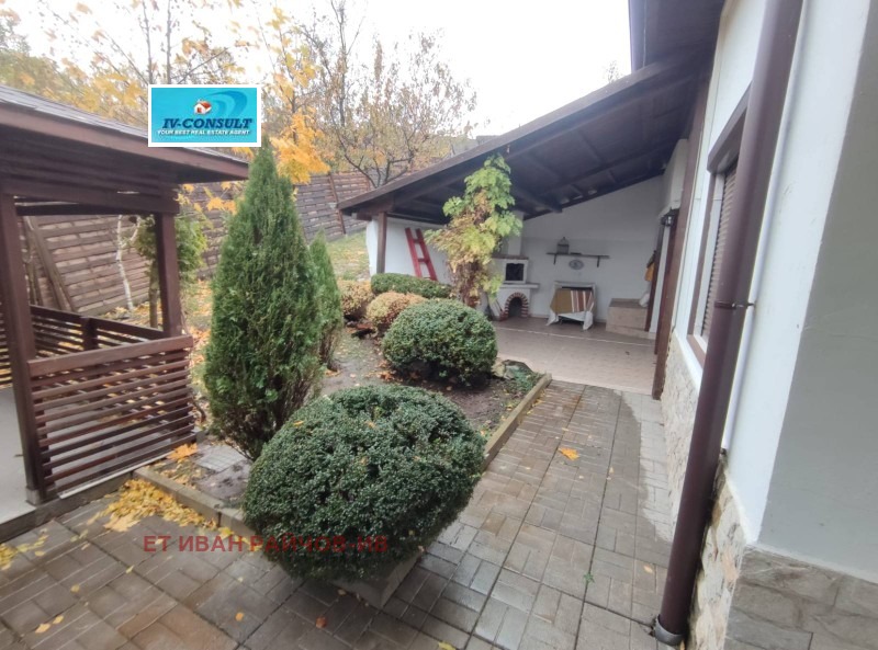 Продава КЪЩА, гр. Дупница, област Кюстендил, снимка 15 - Къщи - 55176343