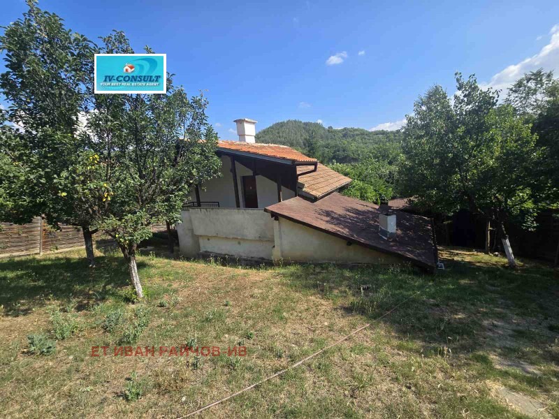 Продава КЪЩА, гр. Дупница, област Кюстендил, снимка 12 - Къщи - 55176343
