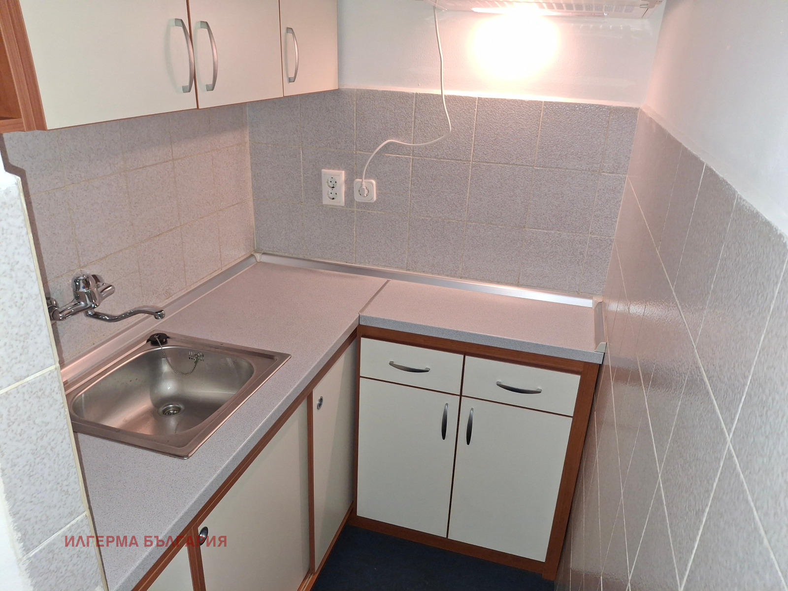 Продава 1-СТАЕН, гр. София, Център, снимка 8 - Апартаменти - 54748336