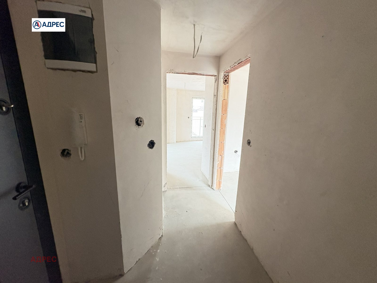 Продава 3-СТАЕН, гр. Варна, Гранд Мол, снимка 2 - Апартаменти - 54120076