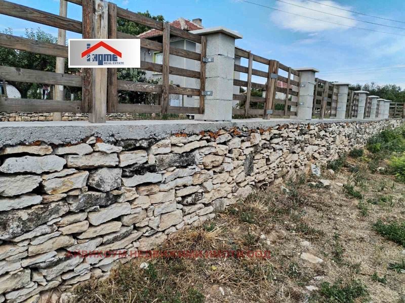 Til salg  Hus region Pleven , Pelishat , 75 kvm | 70578653 - billede [2]
