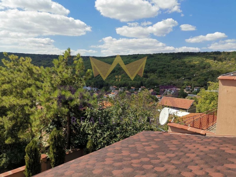 Продава КЪЩА, гр. Балчик, област Добрич, снимка 15 - Къщи - 53093023