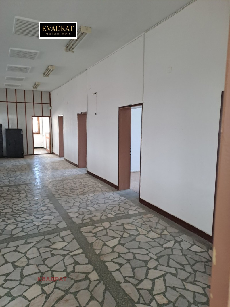 Zu verkaufen  Industriegebäude region Varna , Waltschi dol , 500 qm | 89713569 - Bild [6]