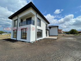 Til salgs Hus