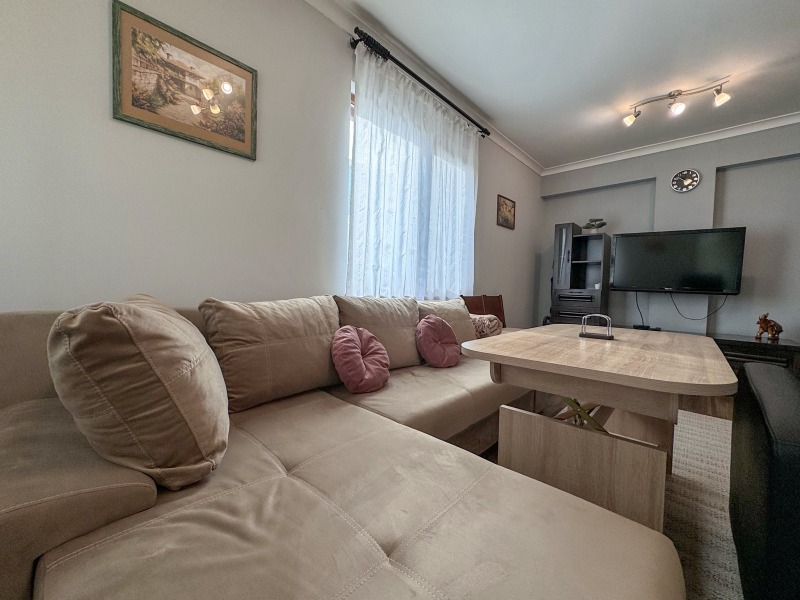 Продава 2-СТАЕН, гр. Бургас, Възраждане, снимка 4 - Апартаменти - 53436023