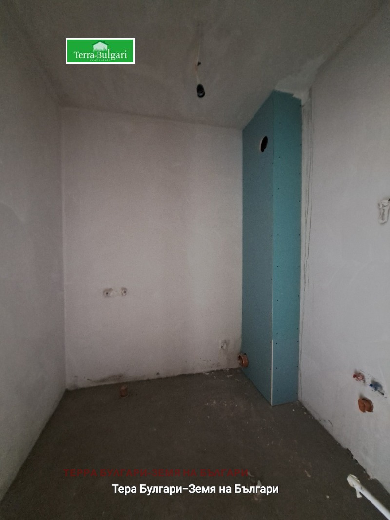 Te koop  2 slaapkamers Pernik , Iztok , 144 m² | 13496429 - afbeelding [9]