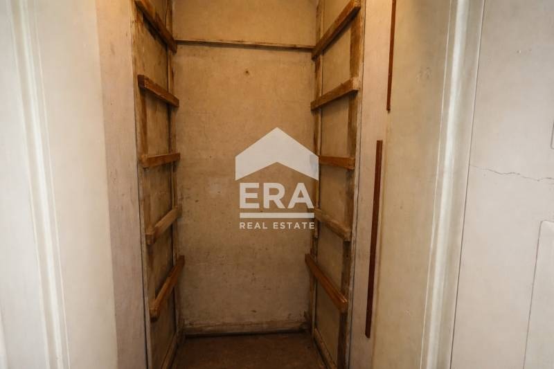 Продава 3-СТАЕН, гр. София, Център, снимка 6 - Апартаменти - 54033360