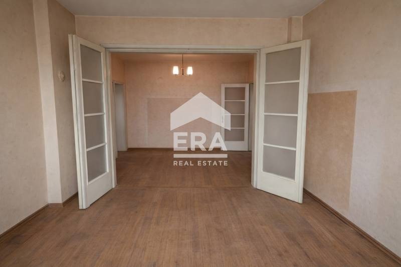 Продава 3-СТАЕН, гр. София, Център, снимка 5 - Апартаменти - 54033360