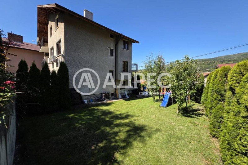 À vendre  Maison Sofia , Vladaya , 235 m² | 14909590 - image [2]